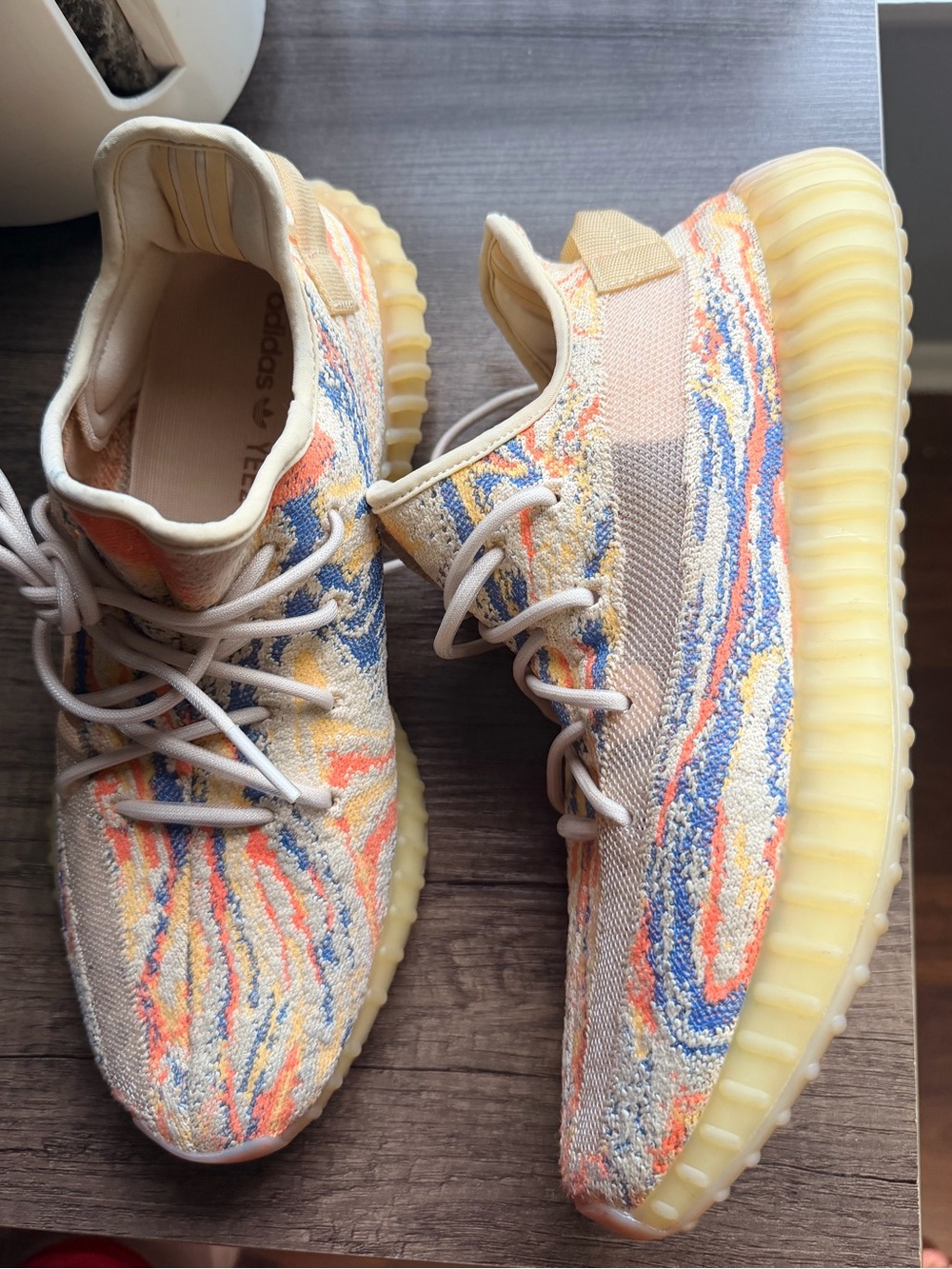 Yeezy 350 V2 “Mx Oat” - Picture 2 of 5